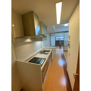 Room image 15