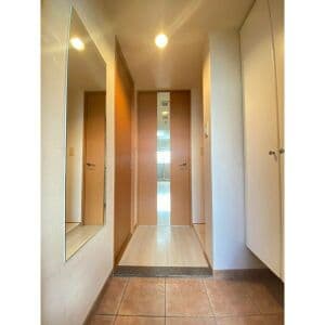 Room image 12