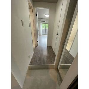 Room image 9