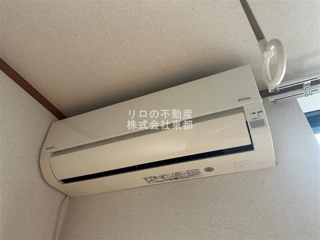 Room image 15