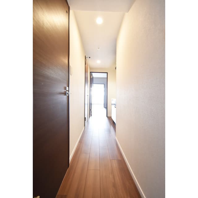 Room image 15