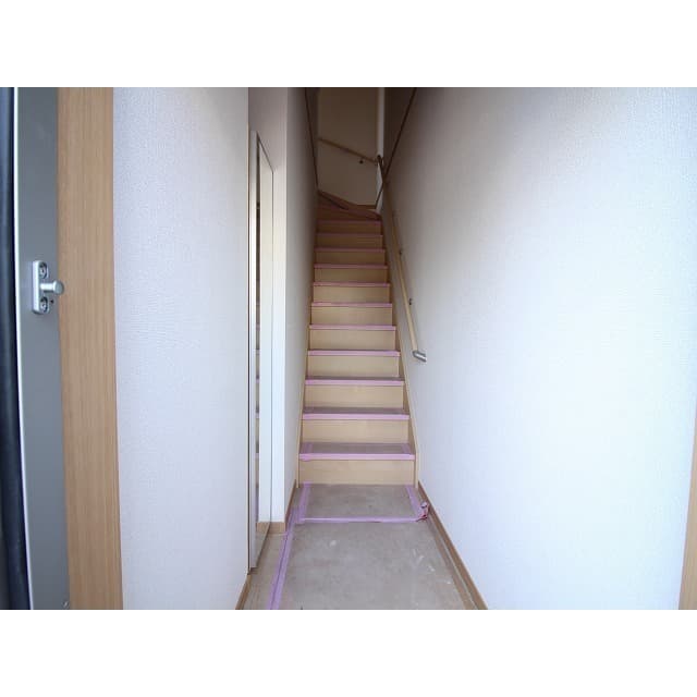 Room image 11
