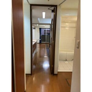 Room image 10