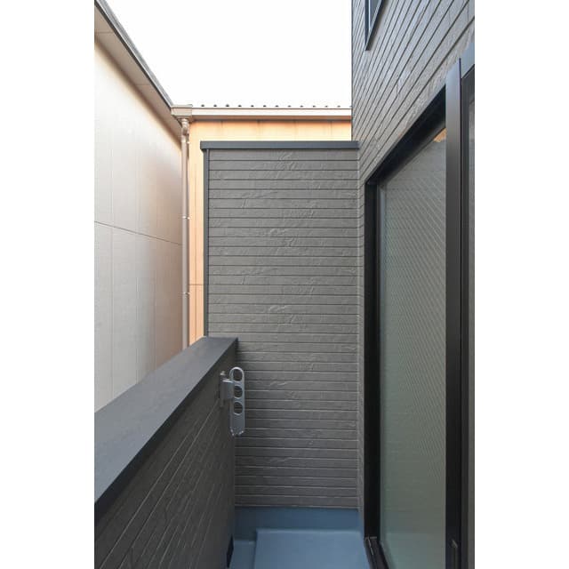 Room image 16