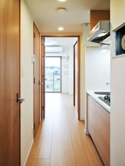 Room image 13
