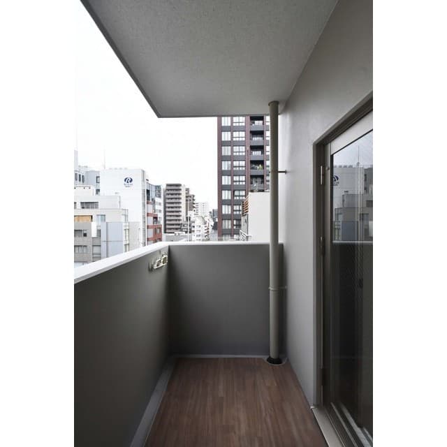 Room image 14