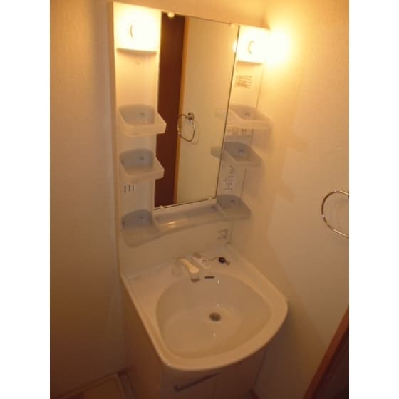 Room image 11
