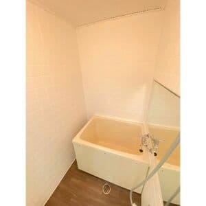Room image 14