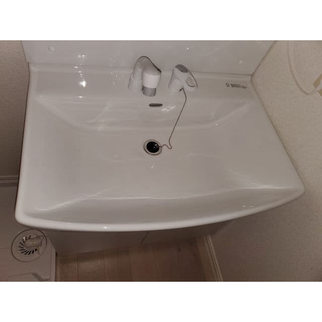 Room image 16