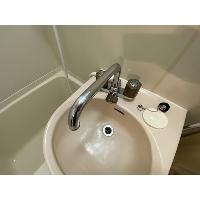 Room image 13