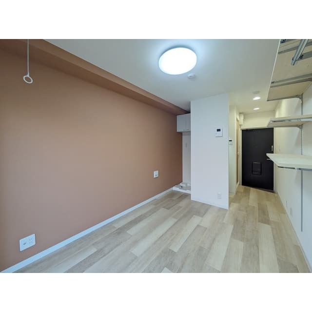 Room image 14