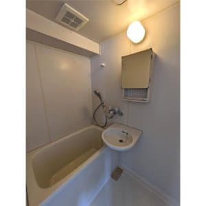 Room image 14