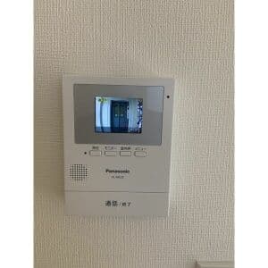 Room image 16