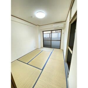 Room image 14