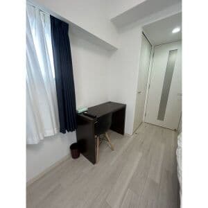Room image 8