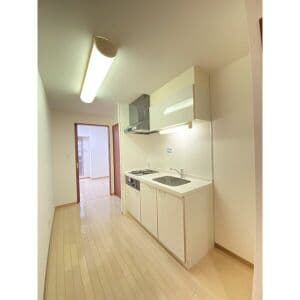 Room image 12
