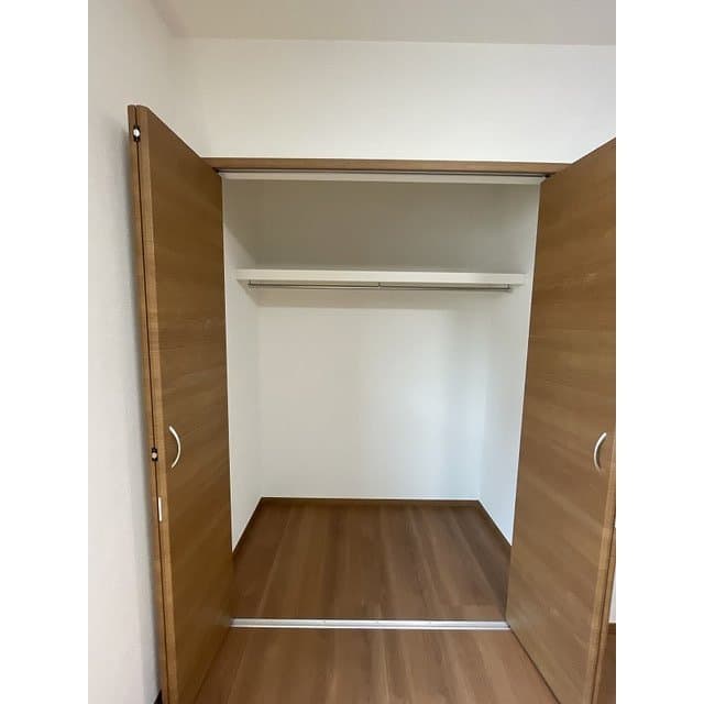 Room image 14
