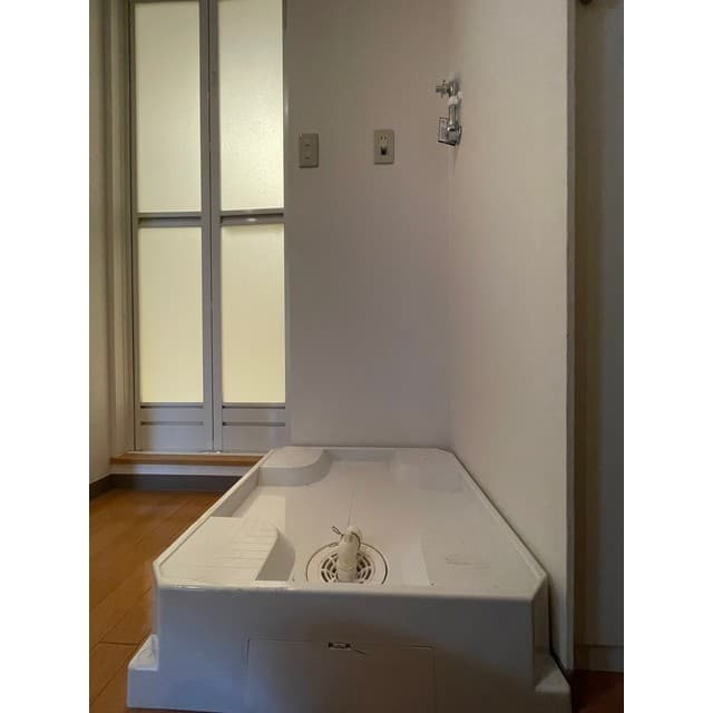 Room image 9