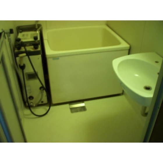 Room image 12