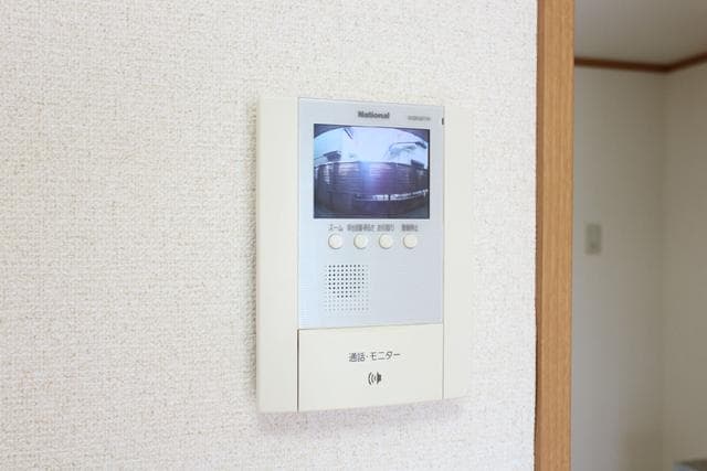 Room image 10