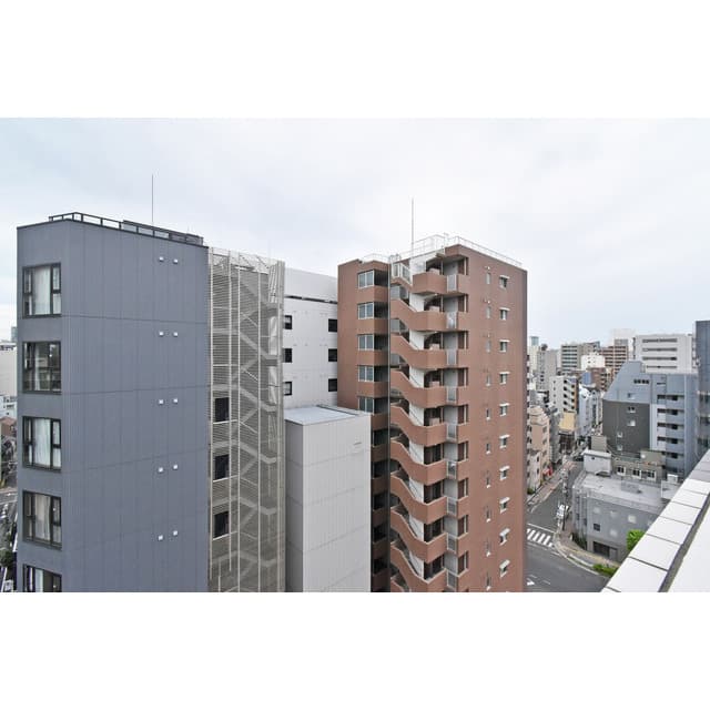 Room image 11
