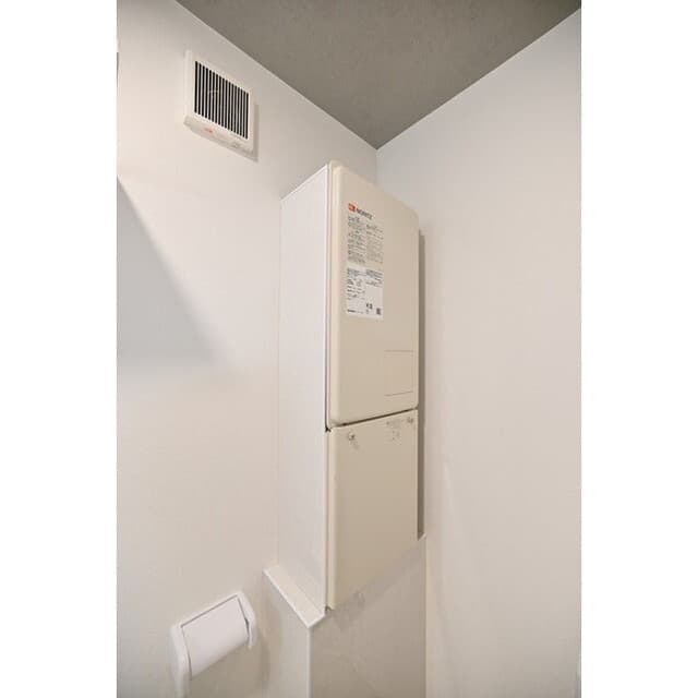 Room image 12