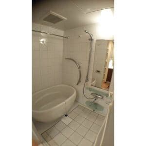 Room image 15