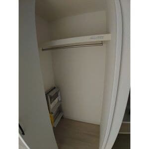 Room image 15