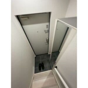 Room image 12