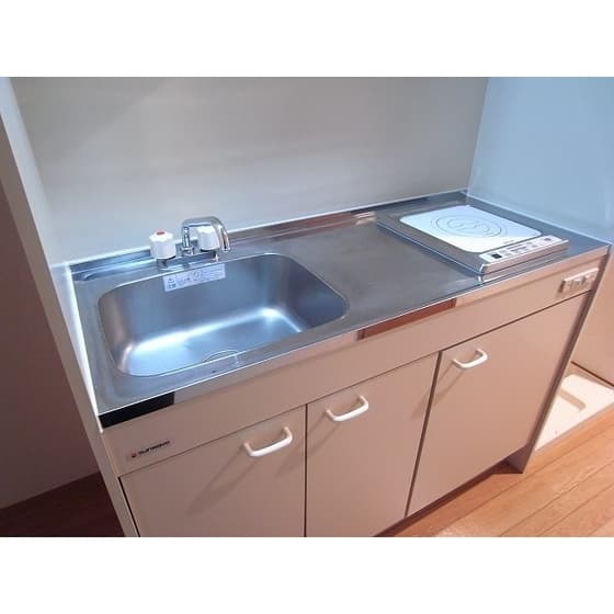 Room image 11