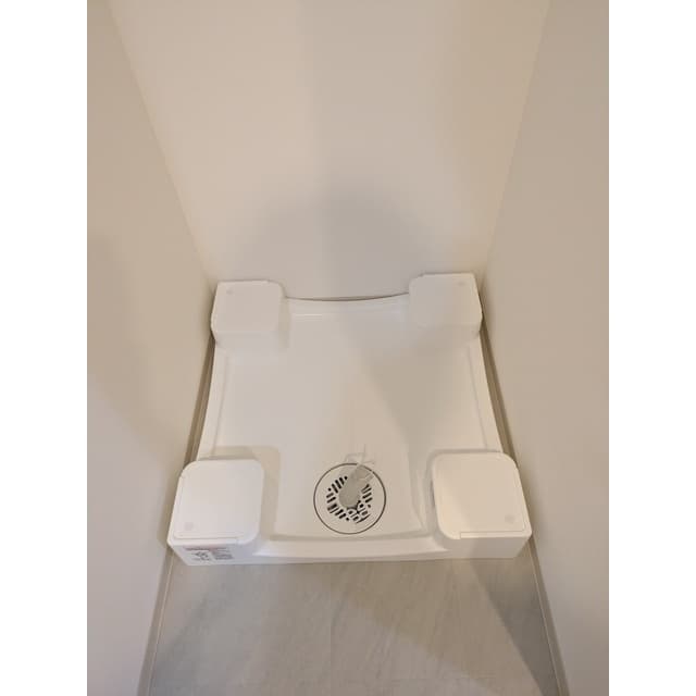 Room image 12