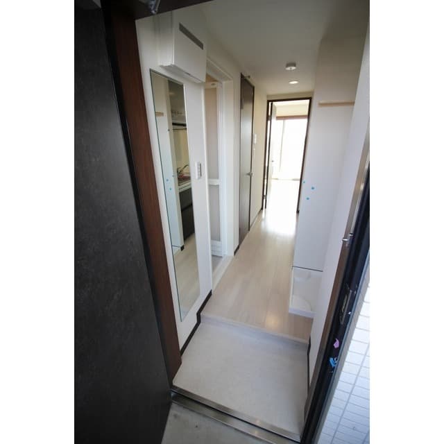 Room image 13