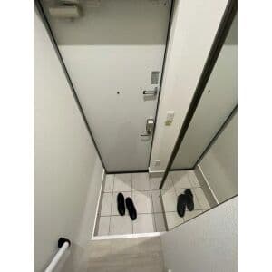 Room image 16