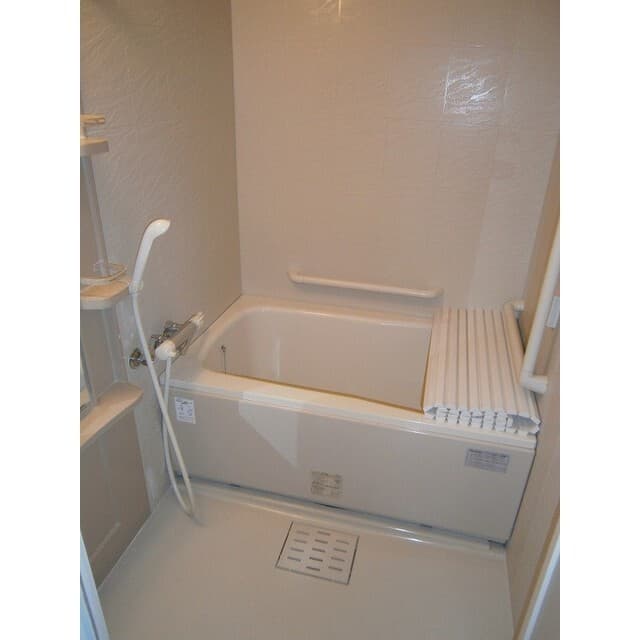 Room image 11