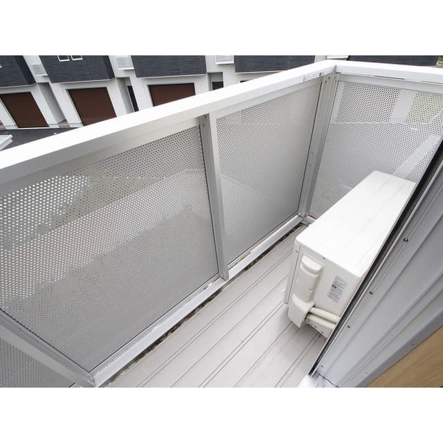 Room image 12