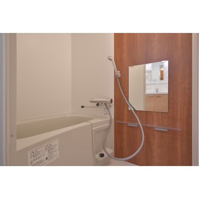 Room image 13