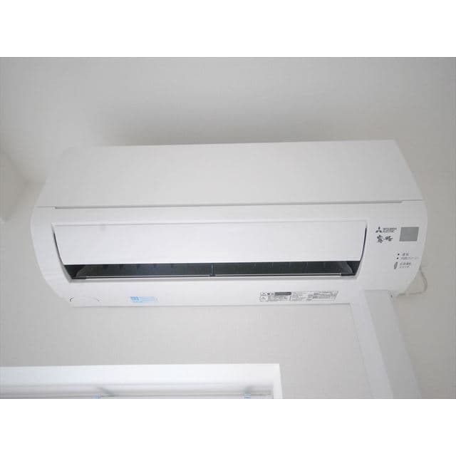 Room image 15