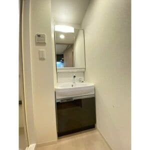 Room image 15