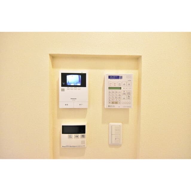 Room image 13