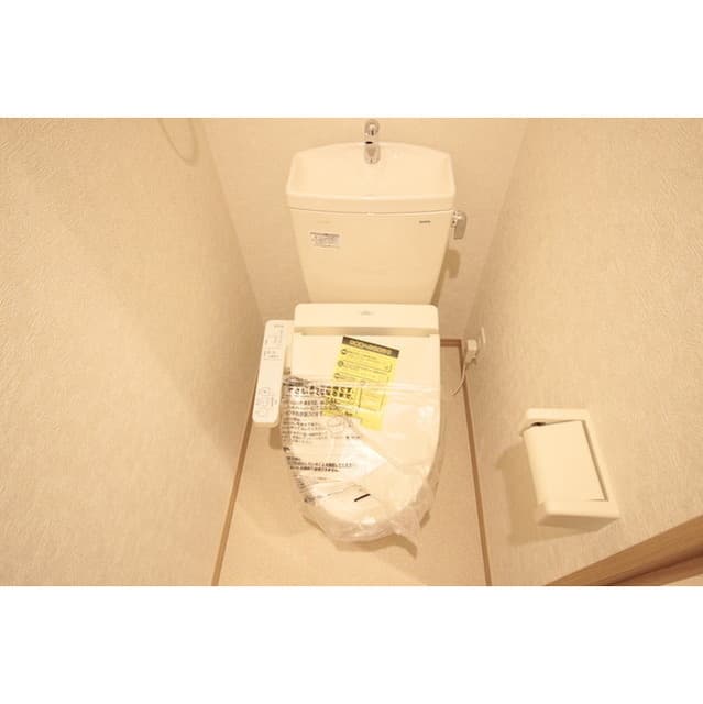 Room image 9