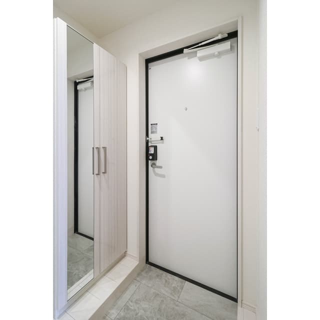 Room image 10