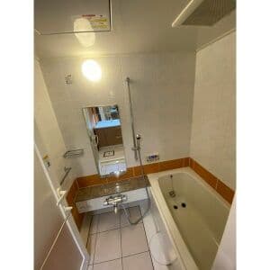 Room image 13