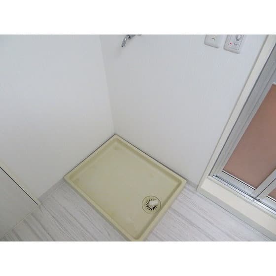 Room image 13