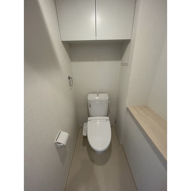 Room image 11