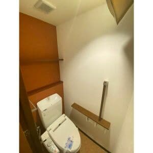 Room image 13