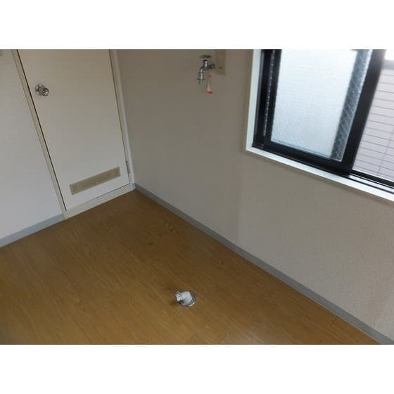 Room image 15