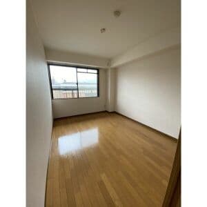 Room image 14