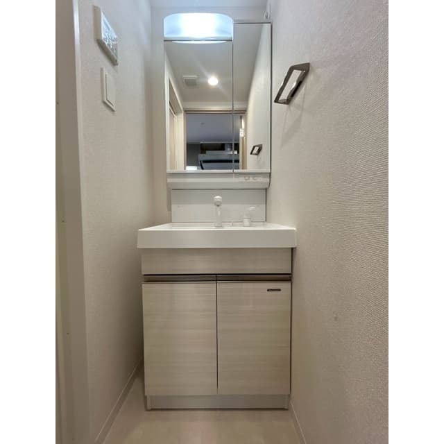 Room image 13