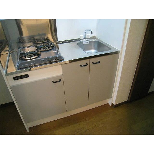 Room image 9