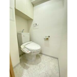 Room image 9